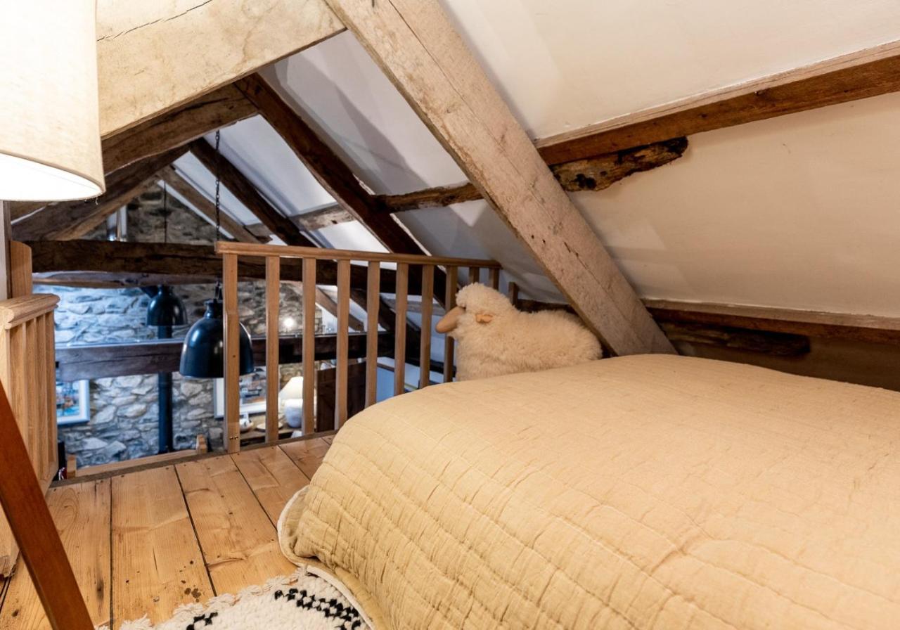 Bwthyn Capten - A Charming Cottage For Up To 6 뉴포트 외부 사진